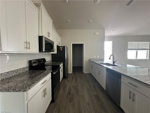 1717 NW 6th AVE, Cape Coral, FL 33993