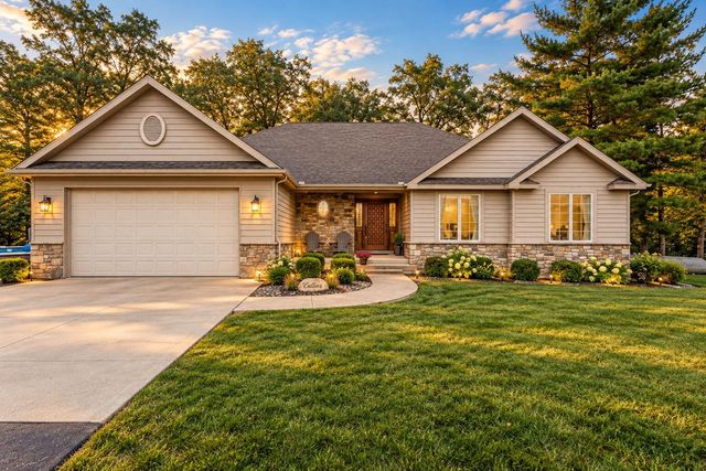 14745 Clark Street, Crown Point, IN 46307