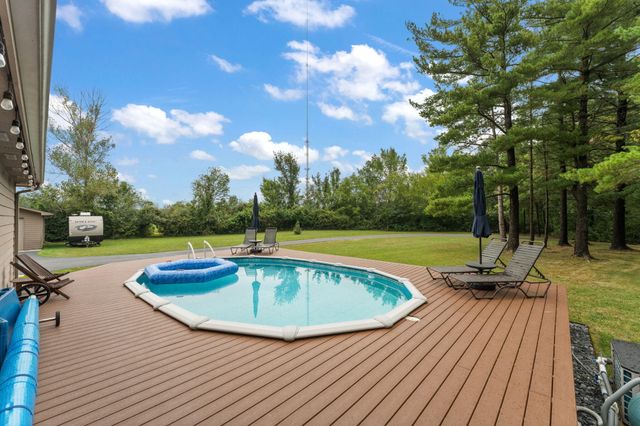 14745 Clark Street, Crown Point, IN 46307