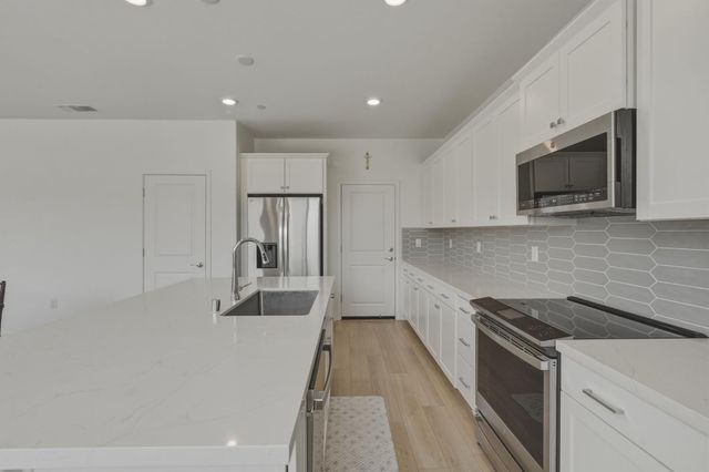 8513 Brushwood Way, Elk Grove, CA 95624