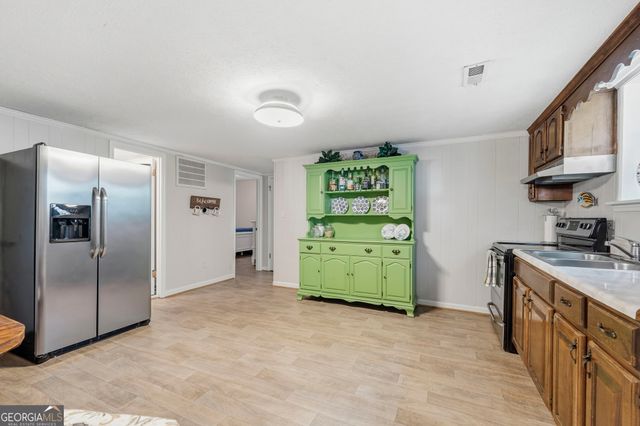 176 Sinclair Marina Road NE, Milledgeville, GA 31061