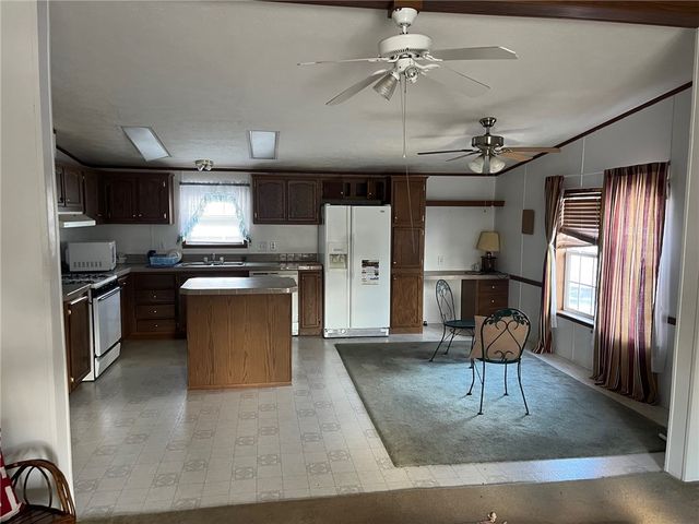 381 Wilson Rd, South Bend Twp, PA 15618