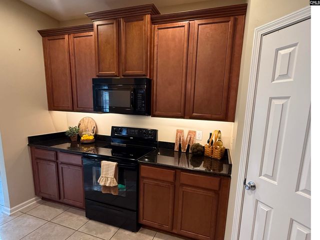 147 Stuck's Point, Chapin, SC 29036