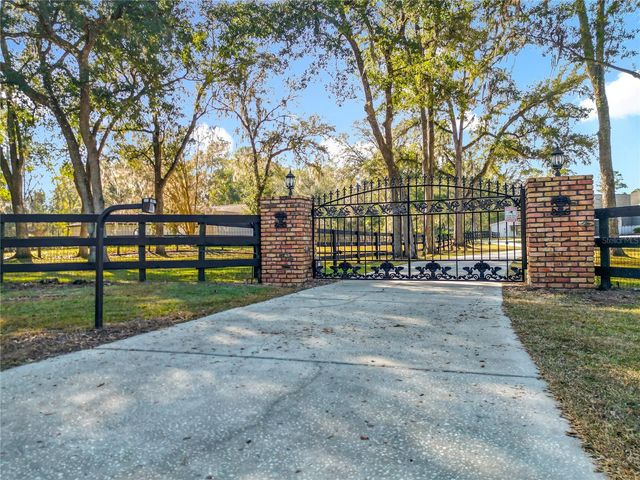 8490 NW 118TH TERRACE, Ocala, FL 34482