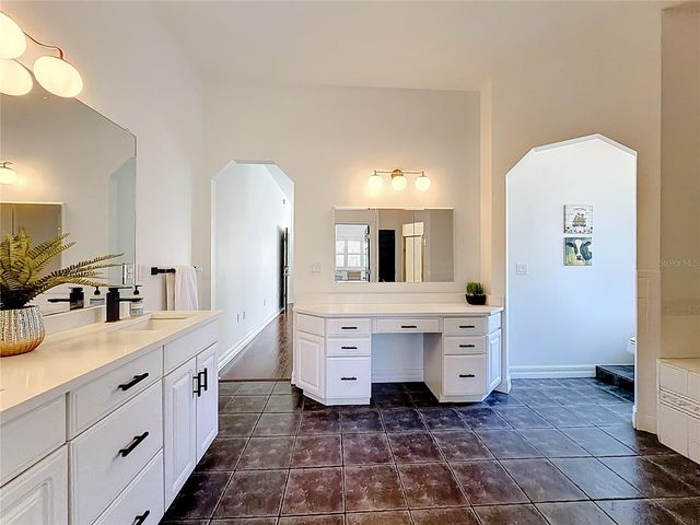 8490 NW 118TH TERRACE, Ocala, FL 34482