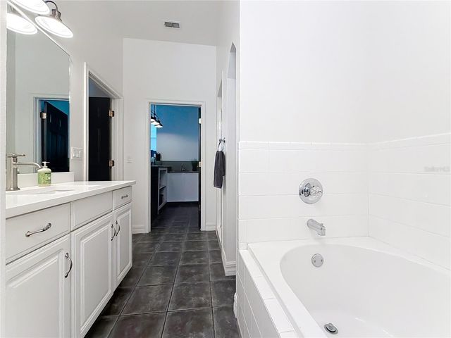 8490 NW 118TH TERRACE, Ocala, FL 34482