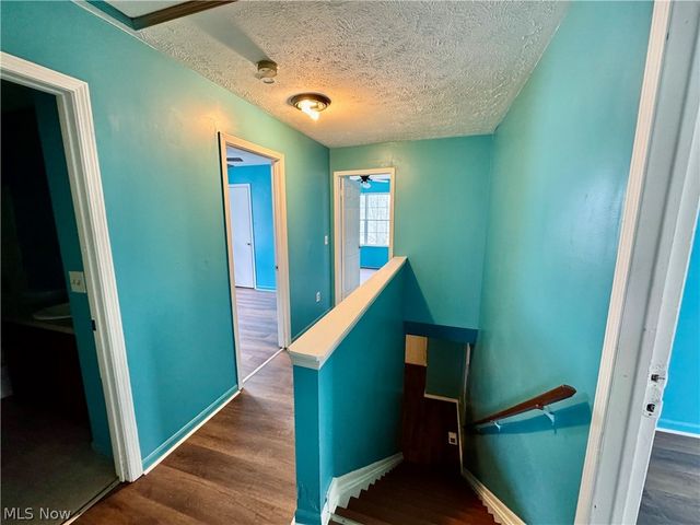 359 W Chalmers Avenue, Youngstown, OH 44511