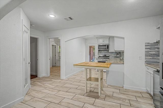 8159 Glenhollow Drive, Houston, TX 77033