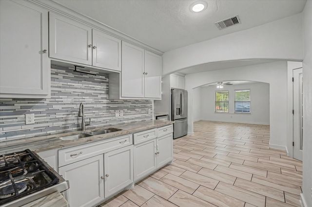 8159 Glenhollow Drive, Houston, TX 77033