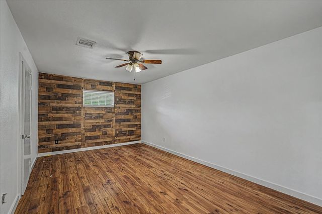 8159 Glenhollow Drive, Houston, TX 77033