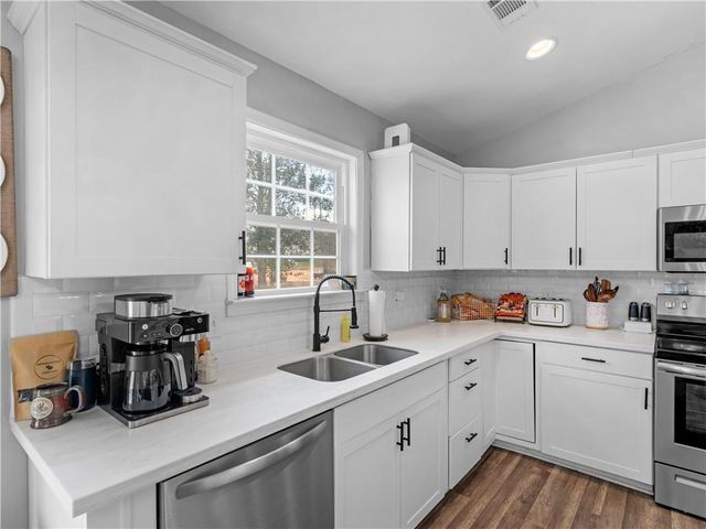 215 Almon Avenue, Tallapoosa, GA 30176