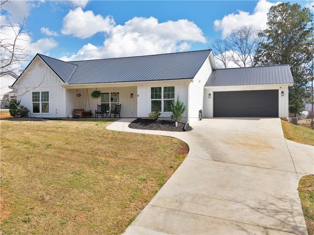 215 Almon Avenue, Tallapoosa, GA 30176