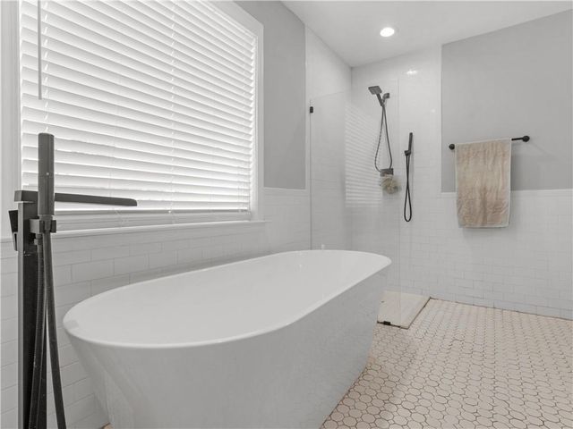 215 Almon Avenue, Tallapoosa, GA 30176