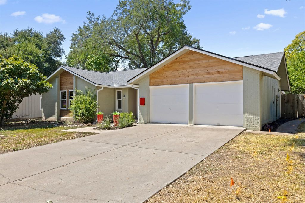9228 Partridge CIR, Austin, TX 78758