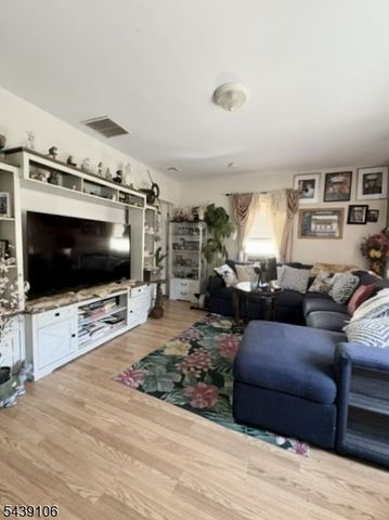 119 Winslow Pl, Garwood Boro, NJ 07027