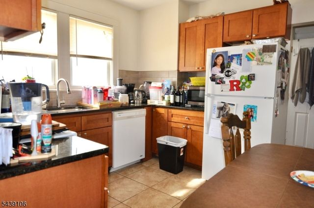 119 Winslow Pl, Garwood Boro, NJ 07027