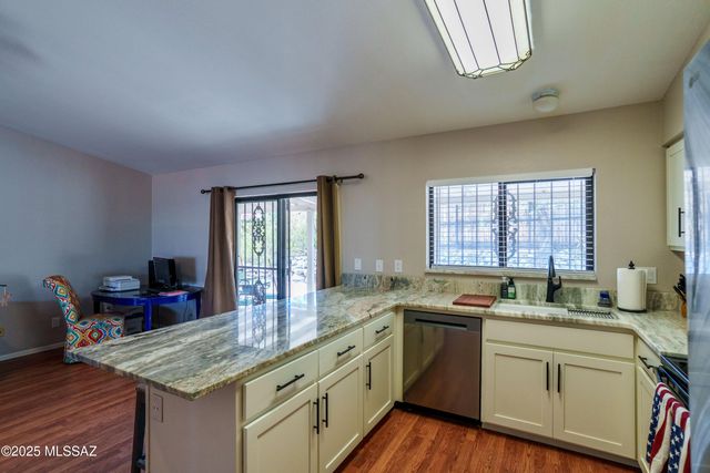 2152 W Jackalope Place, Tucson, AZ 85713