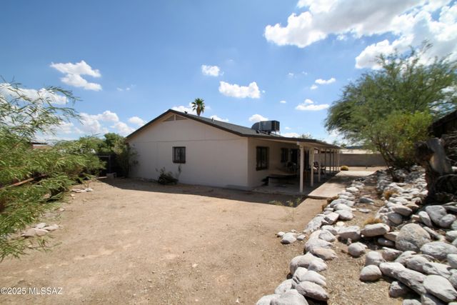 2152 W Jackalope Place, Tucson, AZ 85713