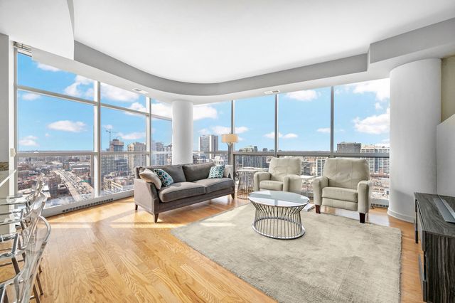 303 W OHIO Street 2307, Chicago, IL 60654