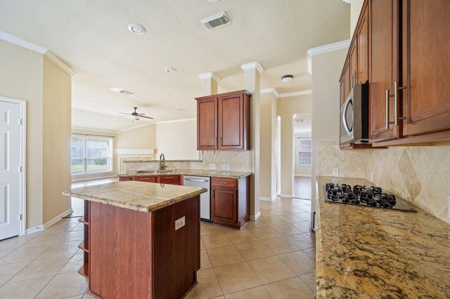 9515 Denfield Court, Houston, TX 77070