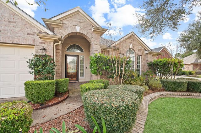 9515 Denfield Court, Houston, TX 77070