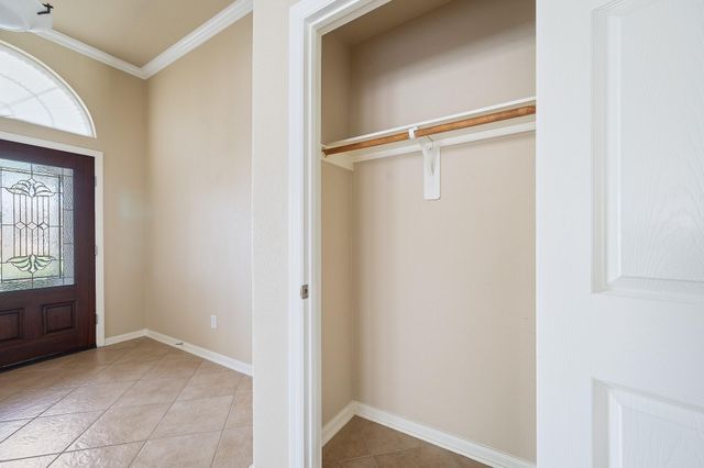 9515 Denfield Court, Houston, TX 77070