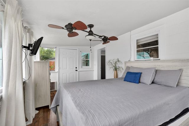 521 MICHIGAN STREET, Mount Dora, FL 32757