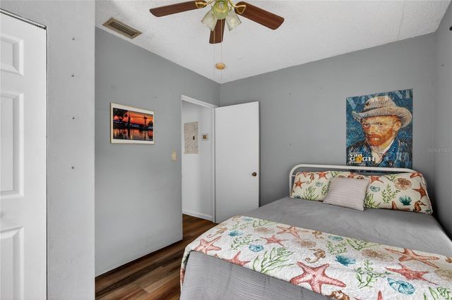 521 MICHIGAN STREET, Mount Dora, FL 32757