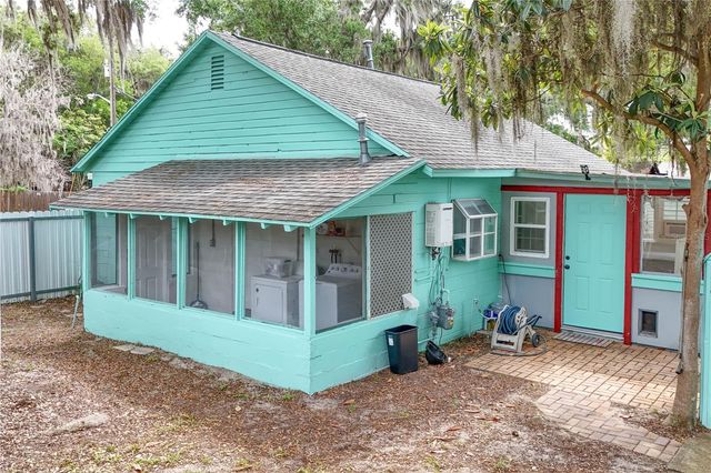 521 MICHIGAN STREET, Mount Dora, FL 32757