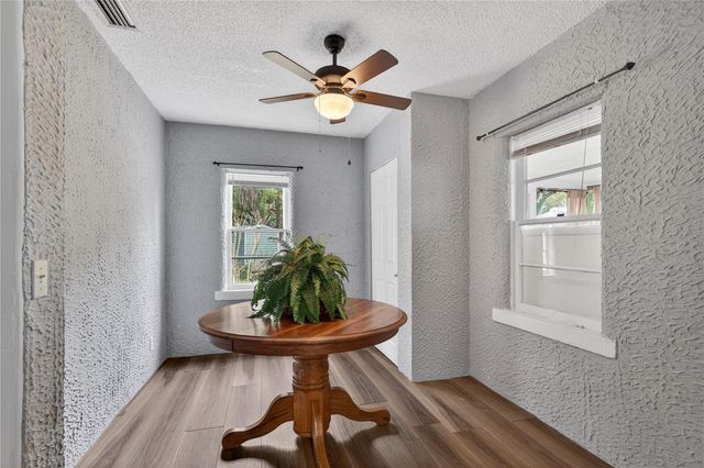 521 MICHIGAN STREET, Mount Dora, FL 32757