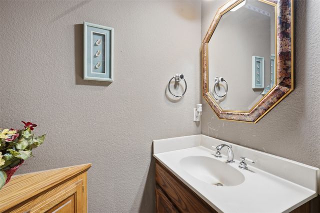 13800 Hutcheson Lane, Weatherford, TX 76087