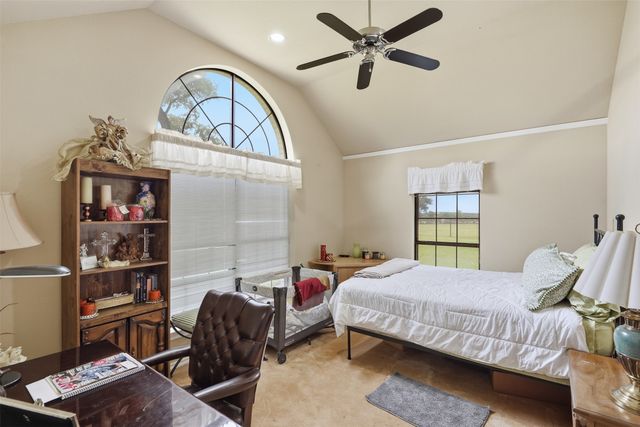 13800 Hutcheson Lane, Weatherford, TX 76087