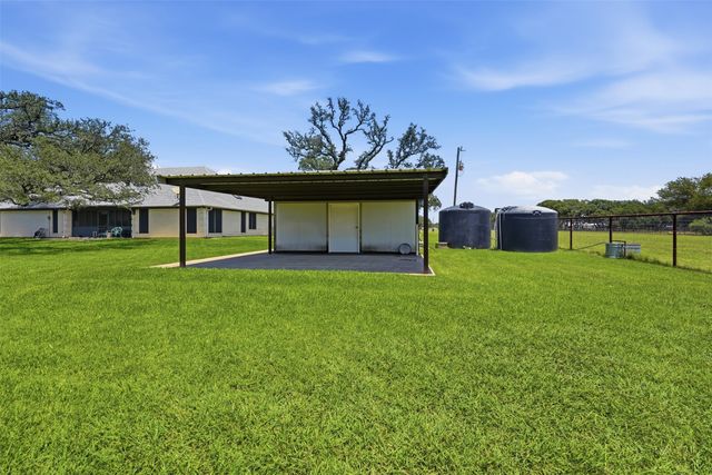 13800 Hutcheson Lane, Weatherford, TX 76087