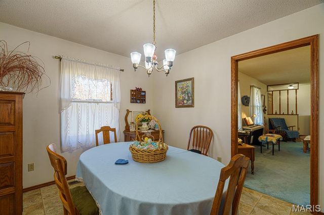 15799 County Road 7200, Rolla, MO 65401