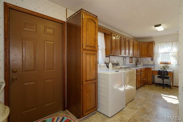 15799 County Road 7200, Rolla, MO 65401