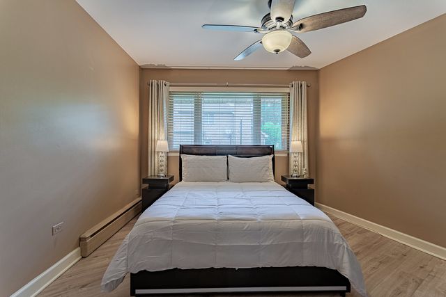 711 E Greenview Road, Itasca, IL 60143