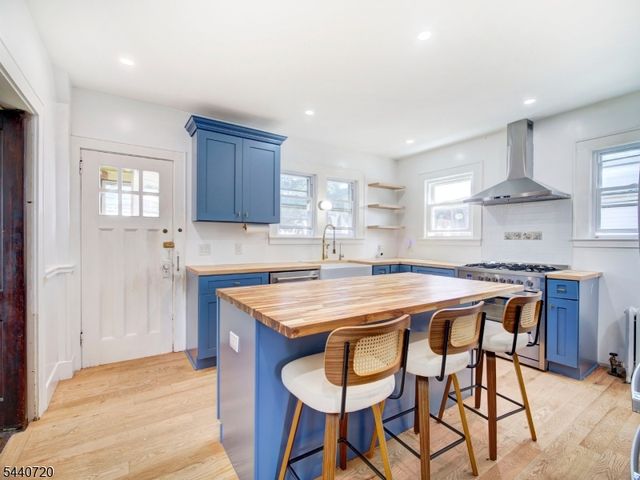 141 Parker Rd, Elizabeth City, NJ 07208