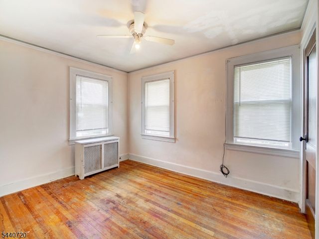 141 Parker Rd, Elizabeth City, NJ 07208