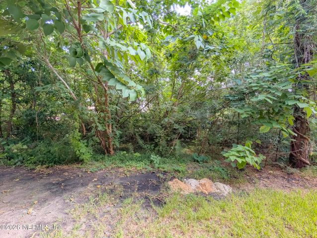 6869 LAKE MIST Lane, Jacksonville, FL 32210