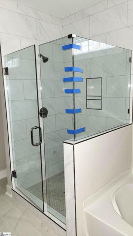 321 Stardust Lane, Seneca, SC 29672