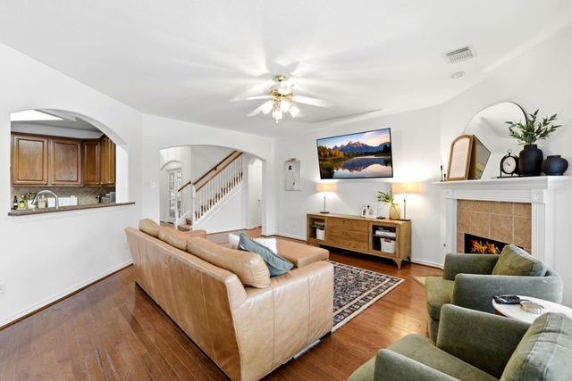 2905 Green Forest Lane, Pearland, TX 77581