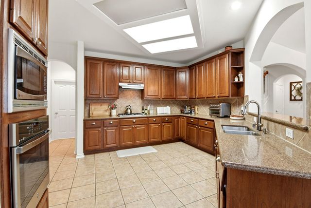 2905 Green Forest Lane, Pearland, TX 77581