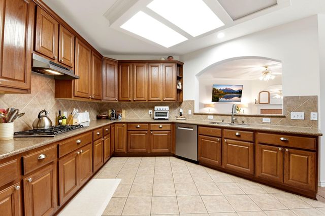 2905 Green Forest Lane, Pearland, TX 77581