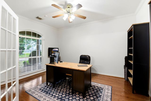 2905 Green Forest Lane, Pearland, TX 77581