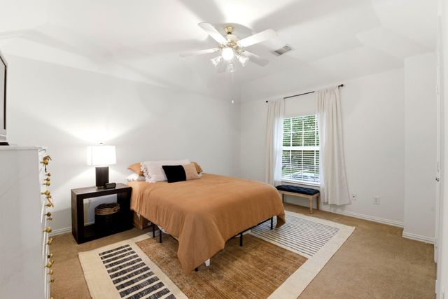 2905 Green Forest Lane, Pearland, TX 77581