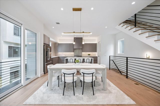 729 W 21st Street A, Houston, TX 77008