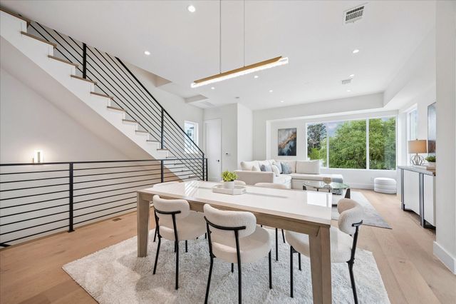 729 W 21st Street A, Houston, TX 77008