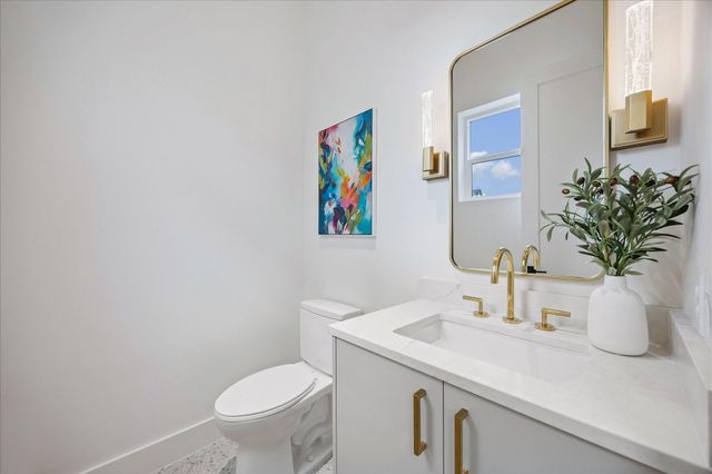 729 W 21st Street A, Houston, TX 77008