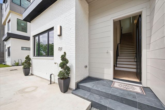 729 W 21st Street A, Houston, TX 77008