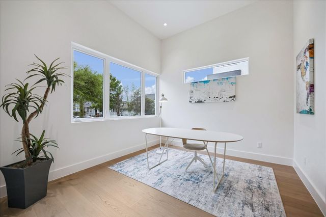 729 W 21st Street A, Houston, TX 77008